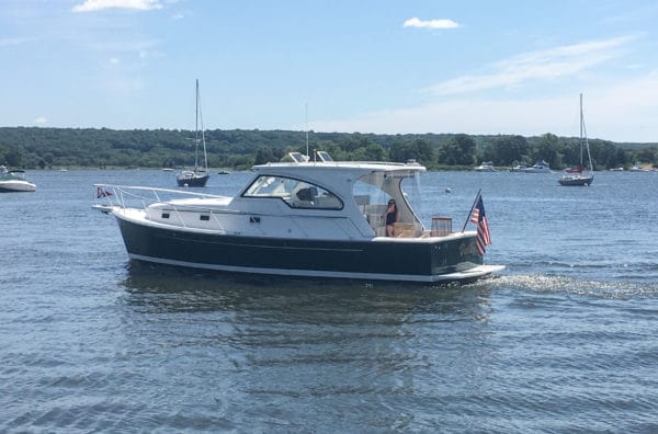 Mainship 34 Pilot offered by Essex Yacht sales