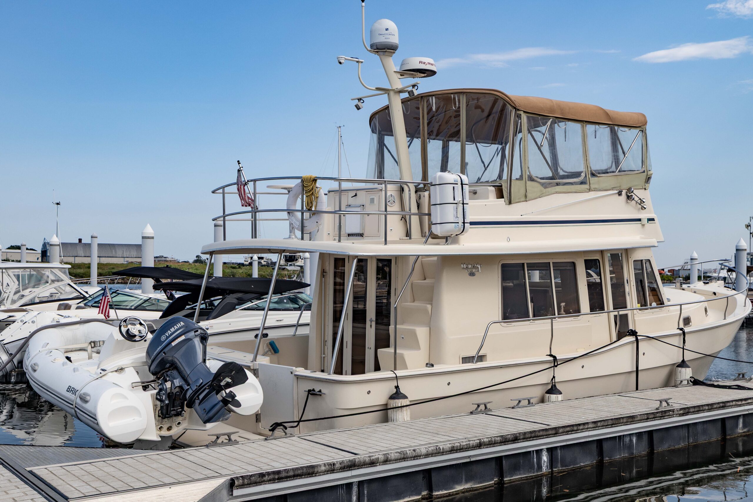 2006 Mainship 400